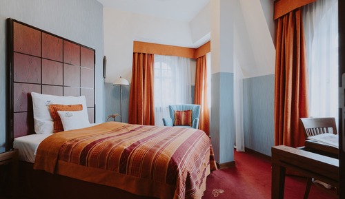 Deluxe Single Room