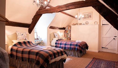 Habitación cuádruple, baño privado (The Farmhouse)