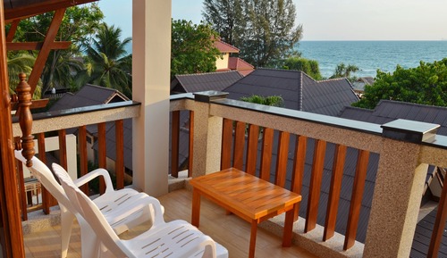 Deluxe Seaview ( Third Floor)