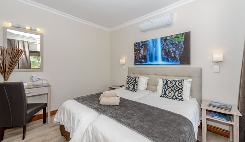 Habitación con 2 camas individuales