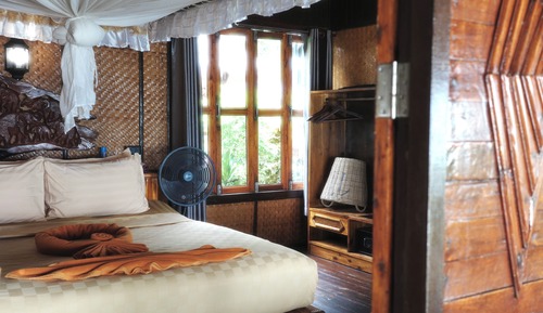 Beach Front Bungalow - Fan Room