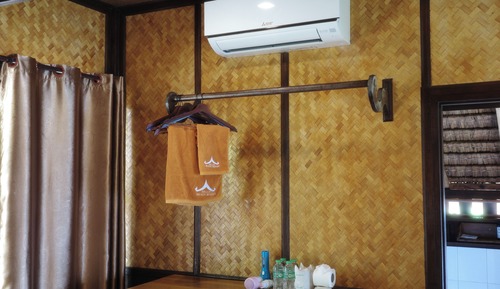 Hillside Bungalow- Air Conditioning
