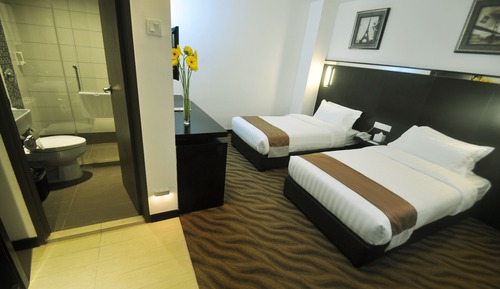 Habitación estándar con 2 camas individuales, sin ventanas