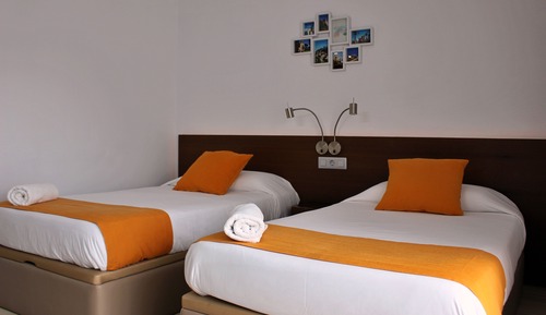 Basic Studio, Multiple Beds