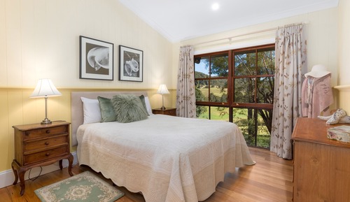 Casa de campo (1BR French Provincial)