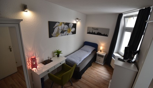 Habitación individual, en la zona del patio