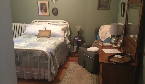 Hayley's Room With Shared Bath 