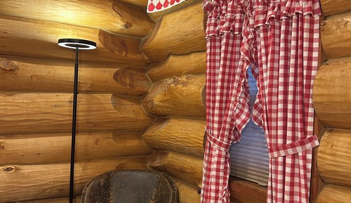 Cabaña de lujo, 2 habitaciones, bañera de hidromasaje, vistas al jardín (01 Paul Bunyan Cabin)