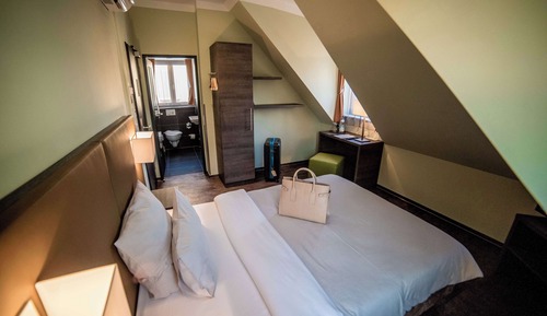 Habitación económica, 1 cama de matrimonio