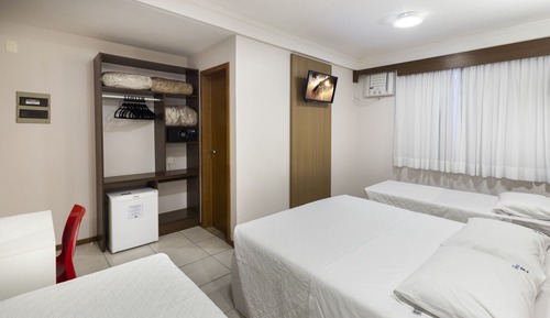 Habitación cuádruple estándar