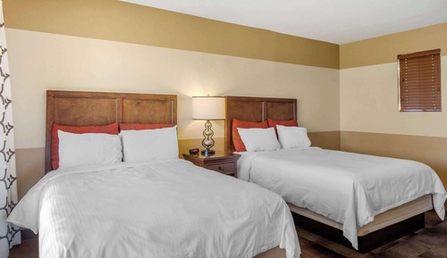 Suite, 2 camas dobles, no fumadores (Living Room)