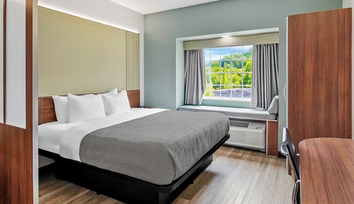 Suite, 1 cama de matrimonio grande con sofá cama, no fumadores