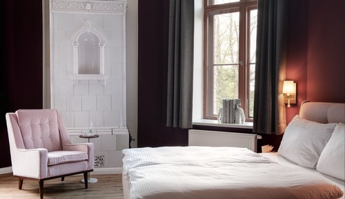 Superior Double Room, 1 Queen Bed (Petite Suite)