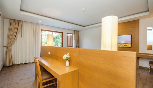 Premier Jacuzzi Pool Access  - Free Transfer to Hua Hin Beach