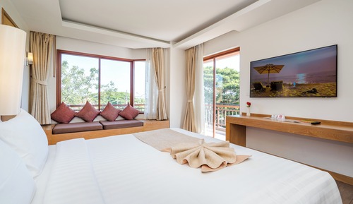 Superior King  - Free Transfer to Hua Hin Beach