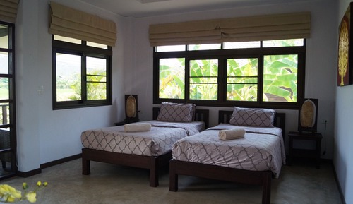 Bungalow Deluxe