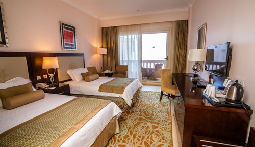 Deluxe Room Sea and Pool View