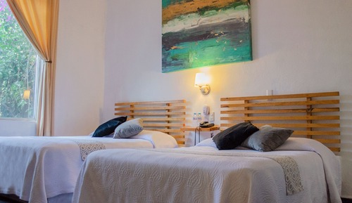 Standard Room, 2 Queen Beds