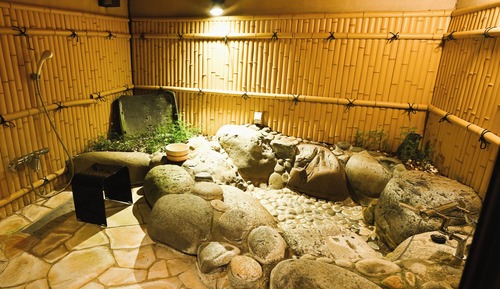 Habitación clásica doble (2 futons with private hot bath )
