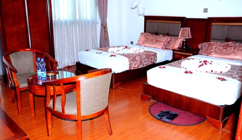 Habitación con 2 camas individuales