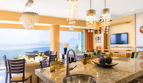 3 Bedroom Suite Panoramic + Daily 110 Resort Credit