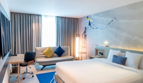 Habitación Premier, 1 cama de matrimonio grande, acceso al Business Lounge, planta ejecutiva