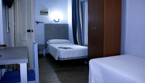 Habitación estándar con 2 camas individuales