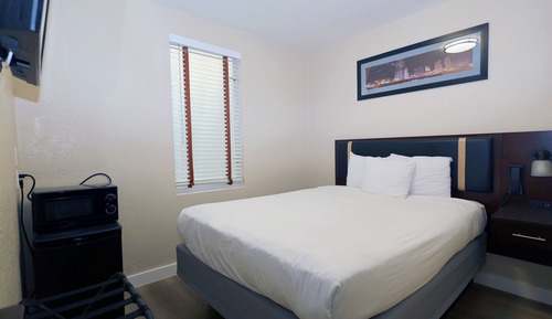 Room, 1 Queen Bed, Interior View