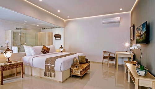 Royal One Bedroom Pool Villa