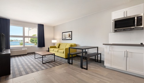 Suite, 1 habitación, no fumadores, vistas al puerto (1 King Bed)