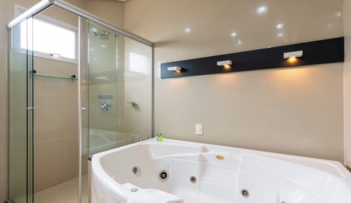 Suite estudio Premium, 1 cama de matrimonio, bañera de hidromasaje