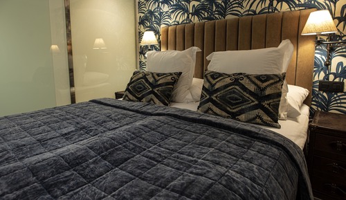 Suite familiar (2 adults + 1 child)