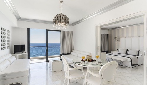Suite presidencial, vistas al mar