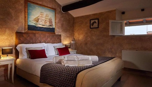 Habitación triple panorámica (Attic)