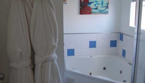 Estudio superior, bañera de hidromasaje