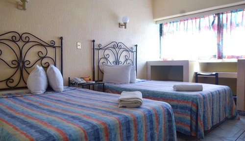 Habitación económica doble, 2 camas dobles