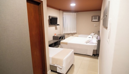 Habitación cuádruple estándar