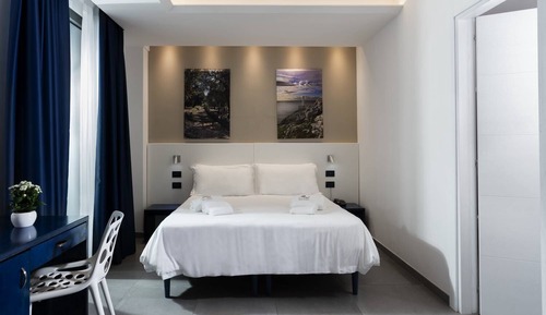 Habitación cuádruple, en edificio anexo