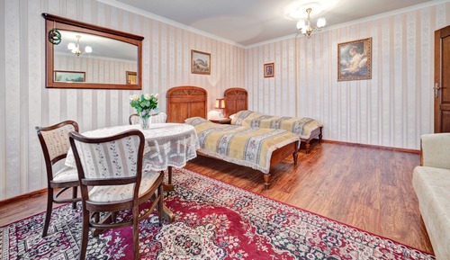 Triple Room