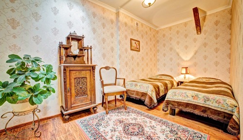 Condo, 2 Bedrooms