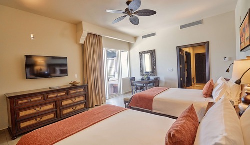 Junior Suite with Jacuzzi