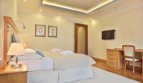 Habitación doble superior, balcón, vistas al río