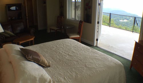 Suite de luna de miel, 1 cama de matrimonio grande, balcón, vistas al lago