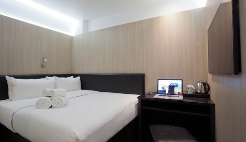 Queen Room, No Windows