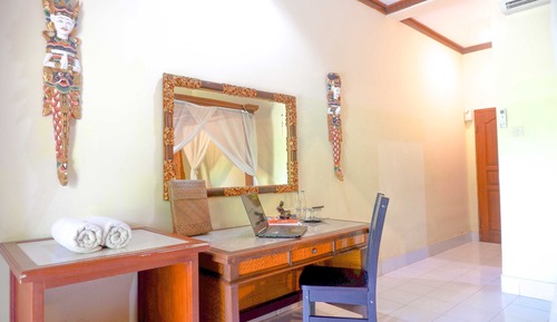 Habitación superior, balcón, vistas al jardín