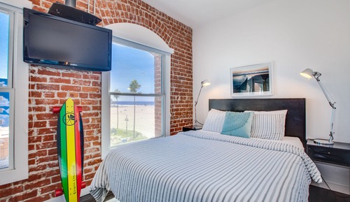 Suite estudio, vistas parciales al mar