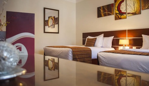 Habitación con 1 cama doble o 2 individuales