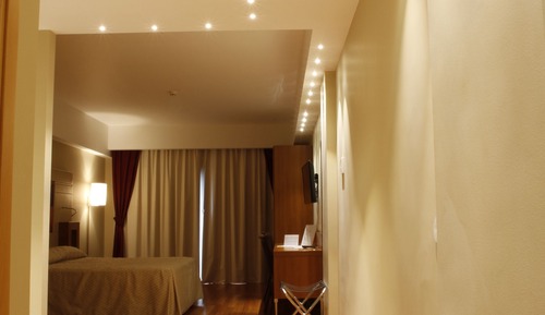 Habitación triple superior, balcón