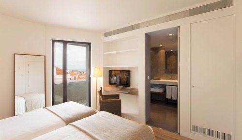 Alfama Superior Room