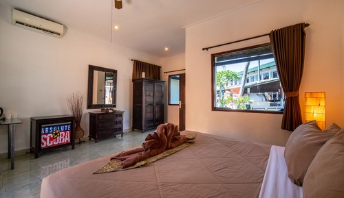 Bungalow tradicional, en la zona del jardín